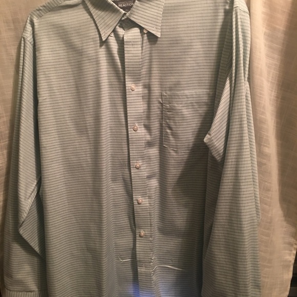 DRESS MENS BUTTON DOWN EXTRA NICE SHIRT - Picture 1 of 3
